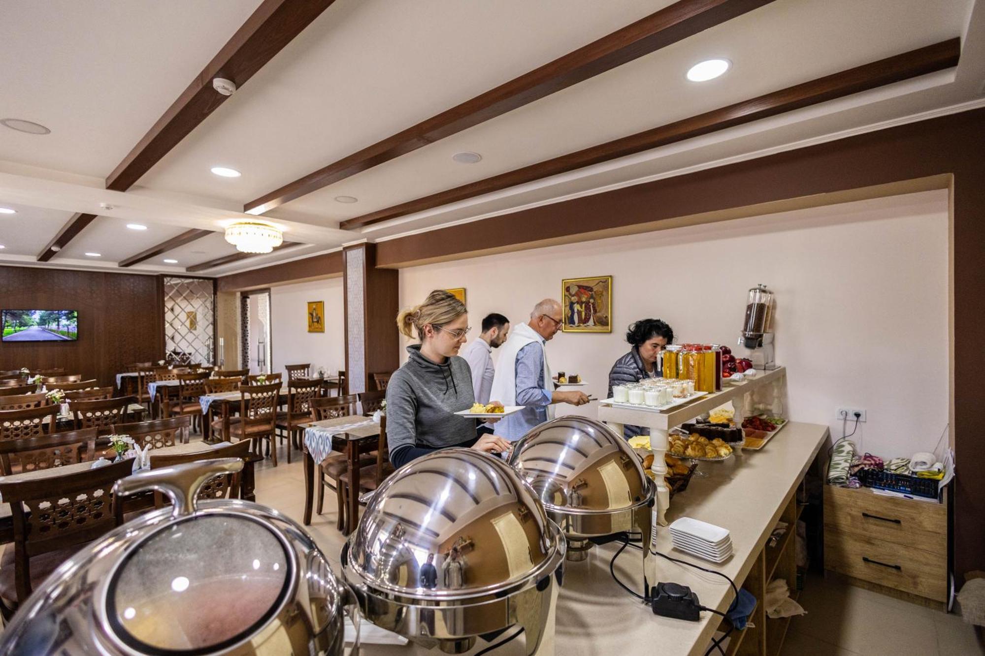 Khan Hotel Samarkanda Zewnętrze zdjęcie